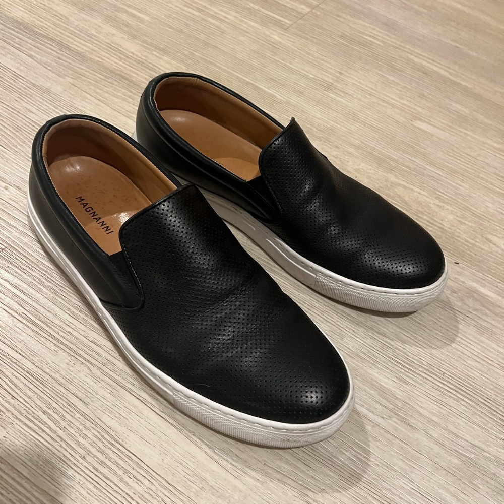 Magnani leather loafers slip ons